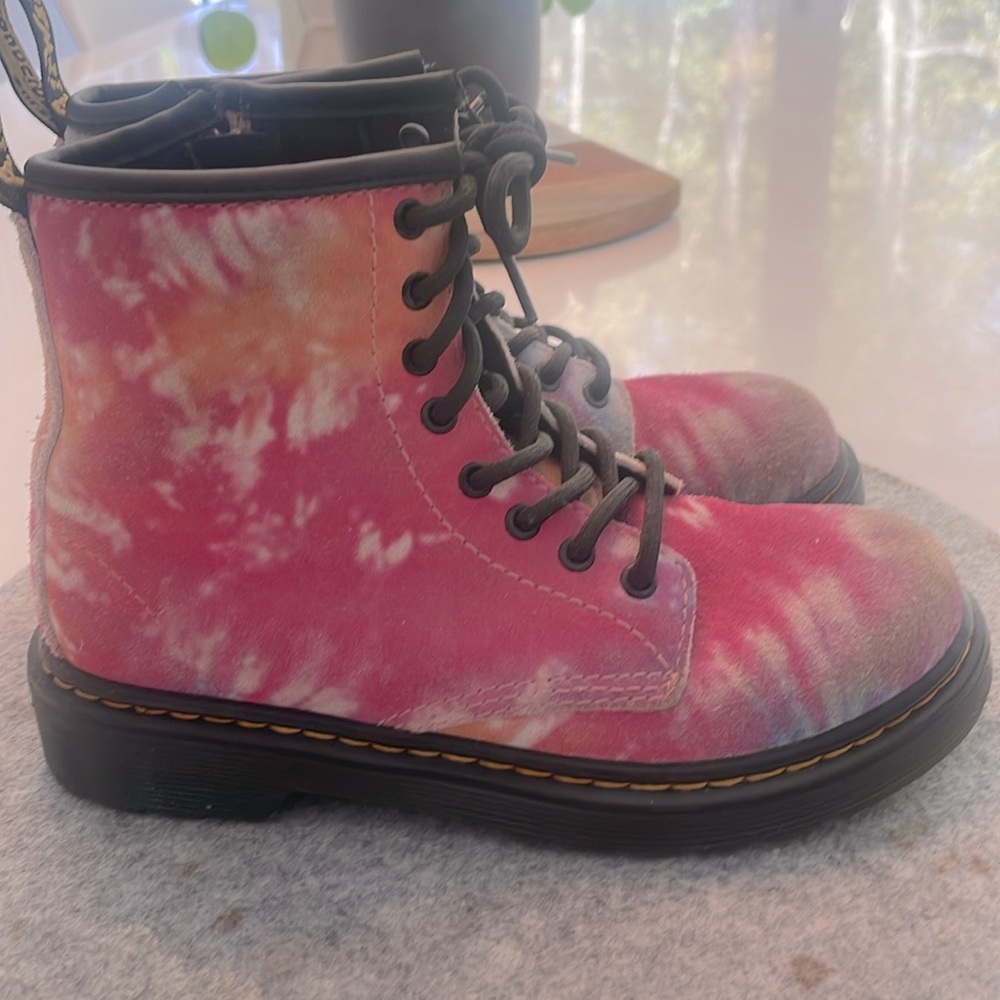 Dr. Maartens Little Girls Size 1 Tie Dye Hi Boots